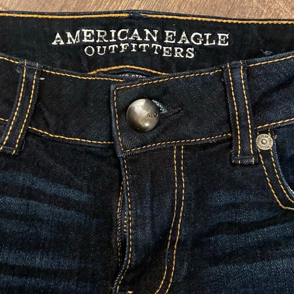 American Eagle Midi Shorts -Size 00 -Super Stretch - Picture 5 of 9
